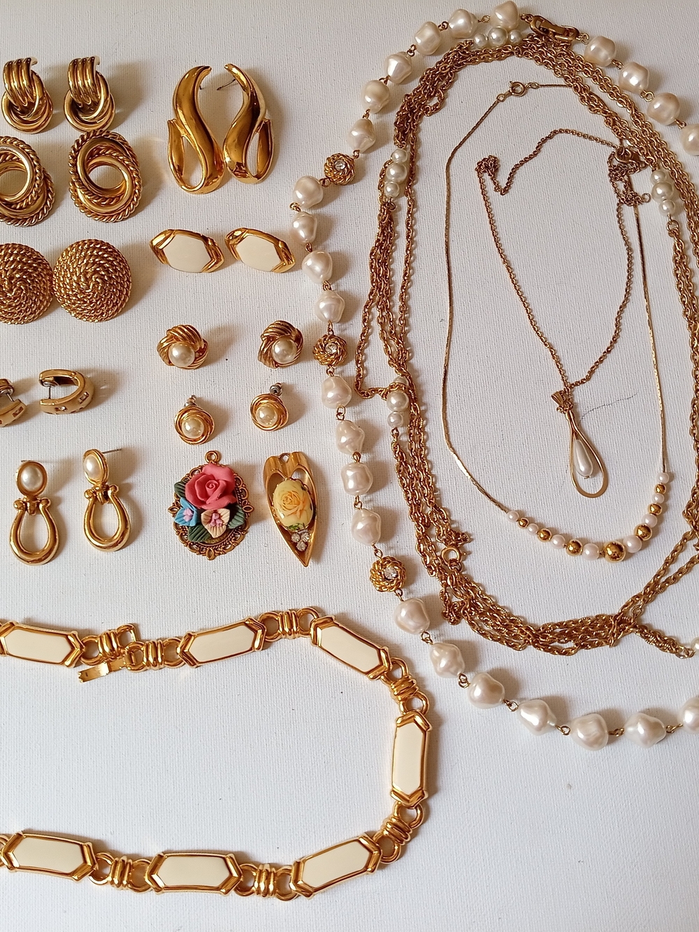 Vintage Jewelry Bundle Paolo Gucci Sarah Coventry